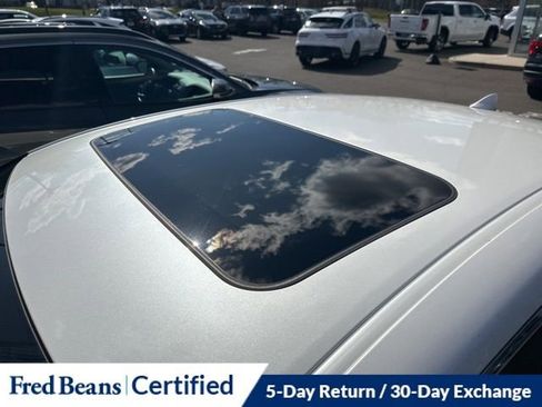 Used 2020 Lexus ES 350 w/ Premium Package image 4