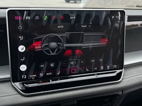 New 2026 Volkswagen Tiguan SE R-Line FWD image 25