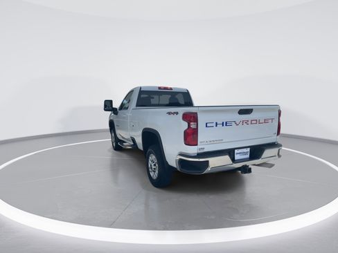 Used 2022 Chevrolet Silverado 2500 LT w/ Convenience Package image 7
