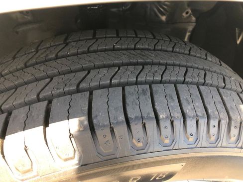 Used 2014 Acura RDX AWD w/ Technology Package image 16