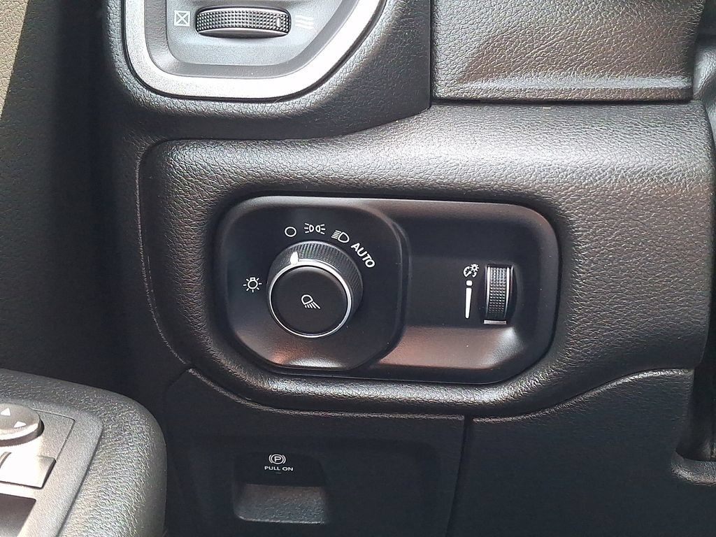 Used 2024 RAM 1500 Tradesman AWD/4WD image 27