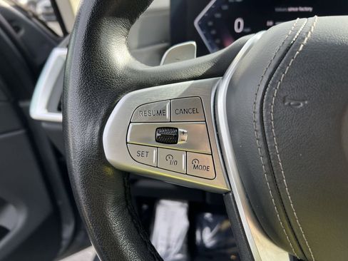 Used 2023 BMW X7 xDrive40i w/ Executive Package image 34