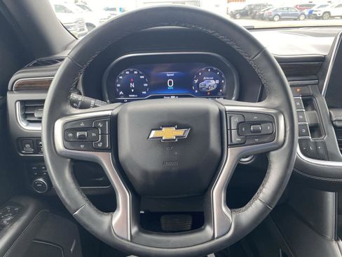 Used 2023 Chevrolet Tahoe Premier AWD/4WD image 18