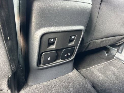 Used 2022 Ford Bronco Outer Banks w/ Sasquatch Package AWD/4WD image 19