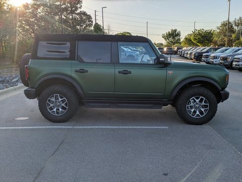 Certified 2025 Ford Bronco Badlands w/ Matte Film Protection Package AWD/4WD image 3