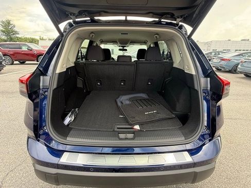 New 2026 Nissan Rogue SV image 16