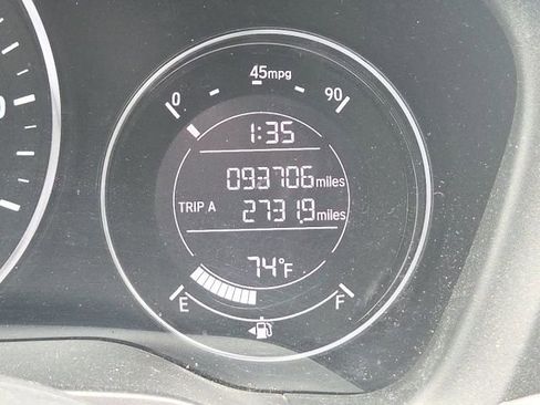 Used 2018 Honda HR-V EX image 40