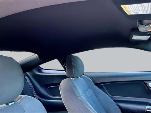 Used 2020 Ford Mustang Coupe RWD image 13