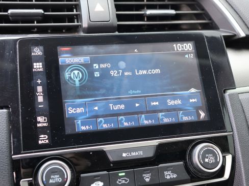 Used 2018 Honda Civic EX image 22