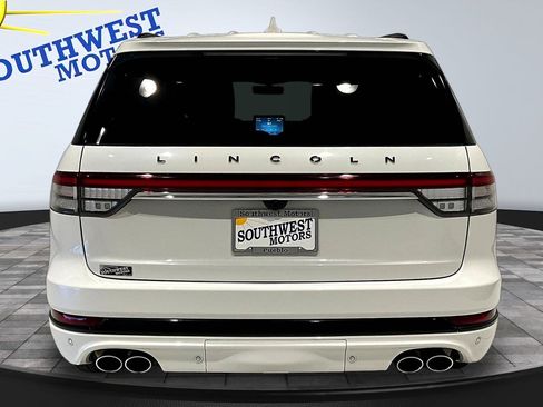 Used 2023 Lincoln Aviator Black Label w/ Jet Package AWD/4WD image 6