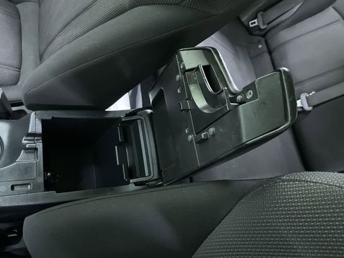 Used 2022 Subaru Impreza 2.0i Premium image 25