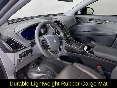 Used 2020 Lincoln Nautilus Reserve w/ Equipment Group 201A AWD/4WD image 14
