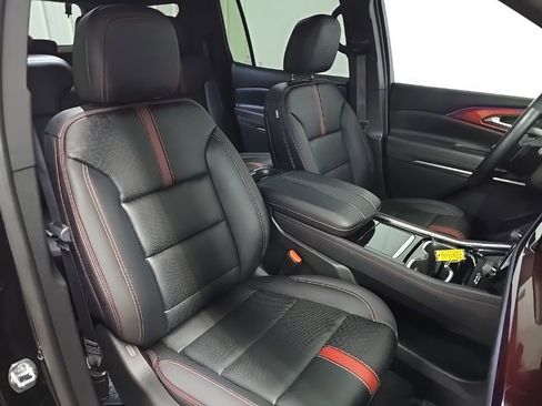 Used 2024 Chevrolet Traverse RS w/ LPO, Floor Liner Package image 15