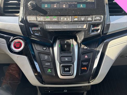 Used 2021 Honda Odyssey Touring image 15