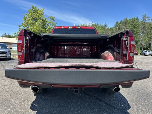 Used 2023 RAM 1500 Laramie AWD/4WD image 11