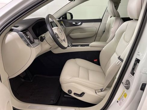 Certified 2024 Volvo XC60 T8 Plus w/ Protection Package Premier image 19