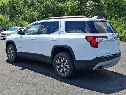 Used 2023 GMC Acadia SLE w/ Driver Convenience Package AWD/4WD image 4