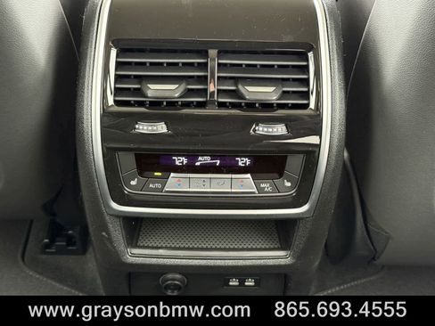 Used 2025 BMW X7 xDrive40i image 33