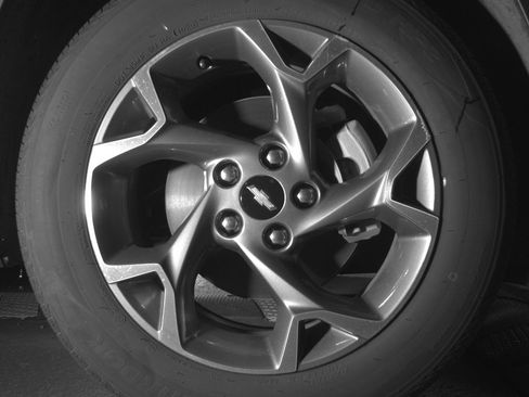 Used 2025 Chevrolet Trax LT image 13