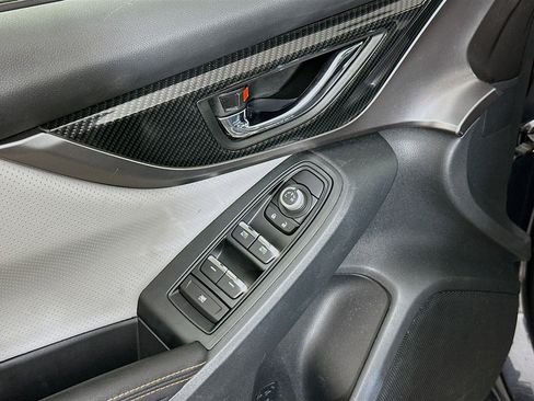 Used 2018 Subaru Crosstrek 2.0i Limited image 15