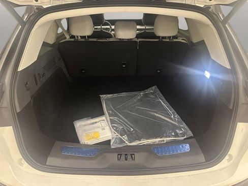 New 2026 Lincoln Nautilus Premier w/ Equipment Group 102A image 8