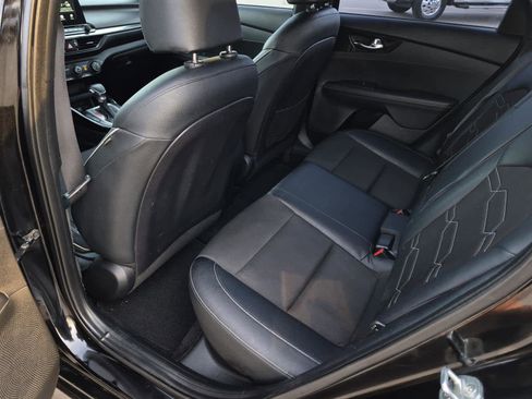 Used 2020 Kia Forte GT-Line w/ GT-Line Premium Package image 13