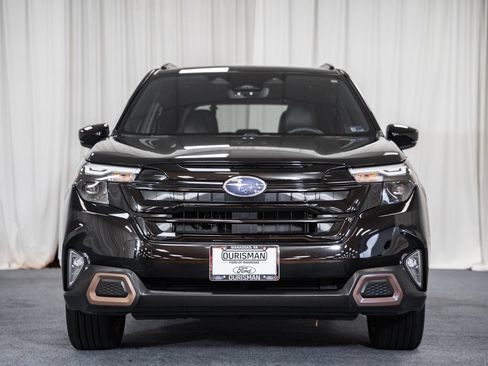 Used 2025 Subaru Forester Sport w/ Popular Package #1 AWD/4WD image 2