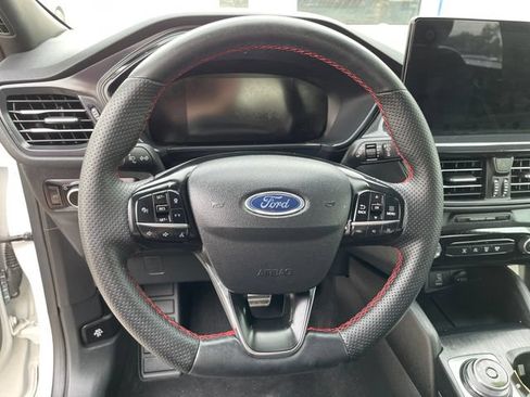 Used 2023 Ford Escape ST-Line w/ Tech Pack #1 AWD/4WD image 21