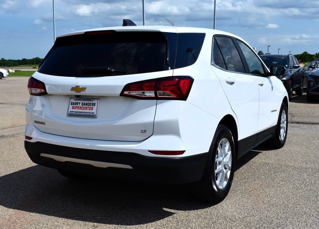 Used 2022 Chevrolet Equinox LT FWD image 3