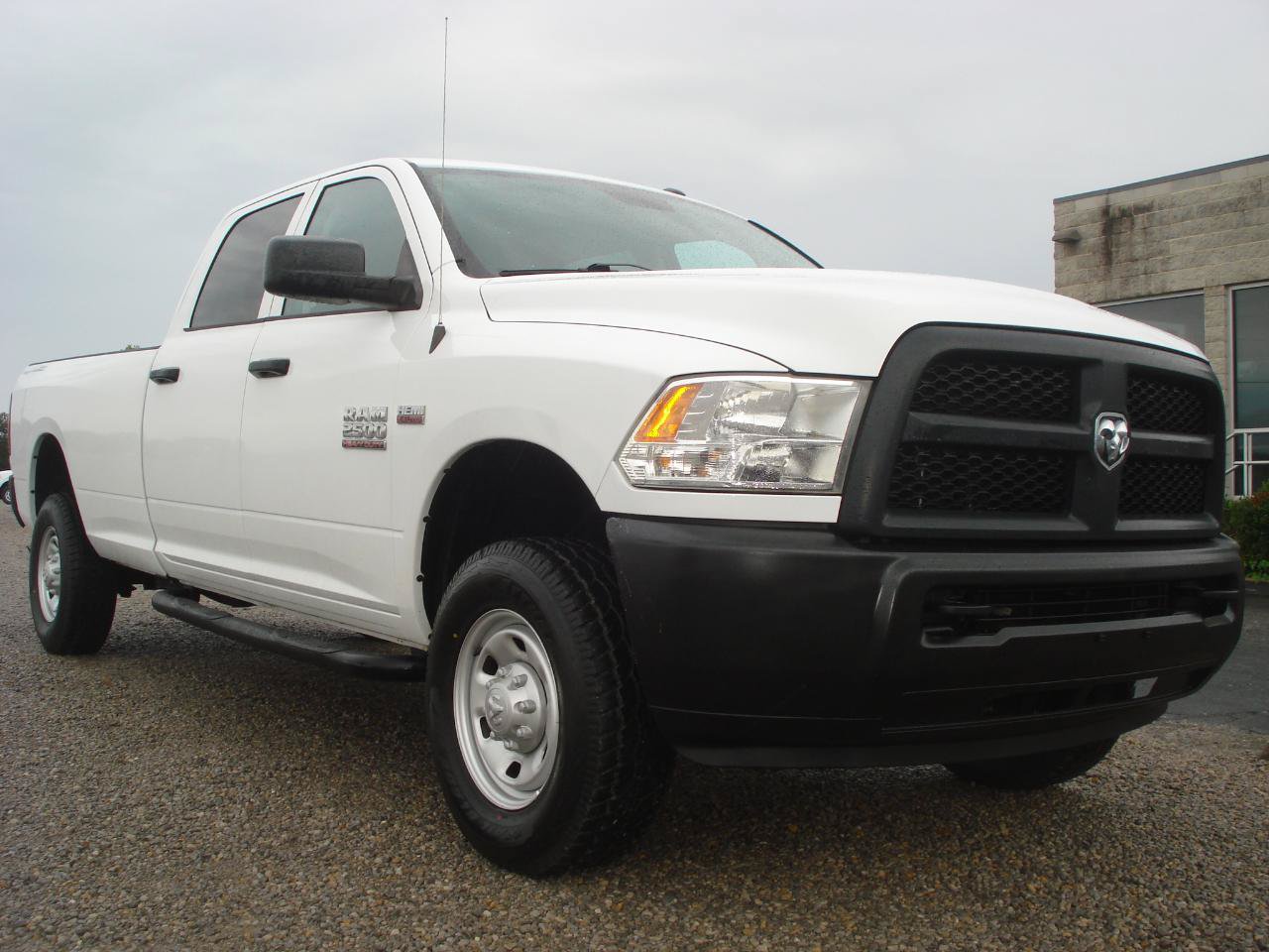 Used 2017 RAM 2500 Tradesman w/ Protection Group AWD/4WD image 3
