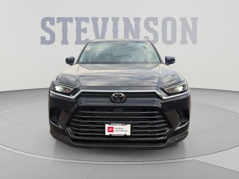 Used 2025 Toyota Grand Highlander AWD image 8