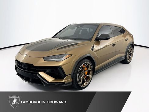 Used 2024 Lamborghini Urus Performante image 1