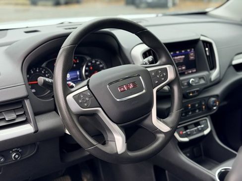 Certified 2023 GMC Terrain SLE w/ LPO, Floor Liner Package image 7