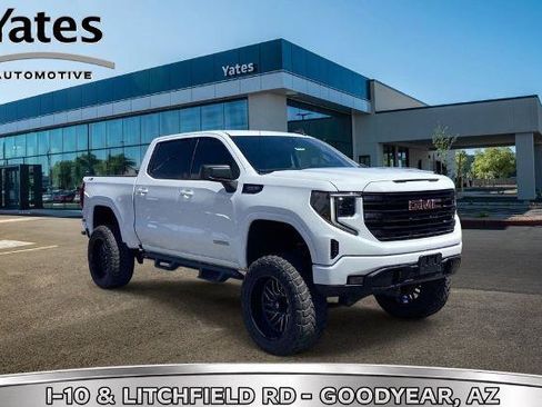 Used 2022 GMC Sierra 1500 Elevation w/ X31 Off-Road Package AWD/4WD image 1