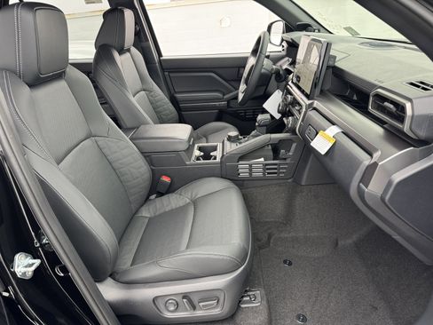 New 2026 Toyota 4Runner TRD Sport Premium AWD/4WD image 8