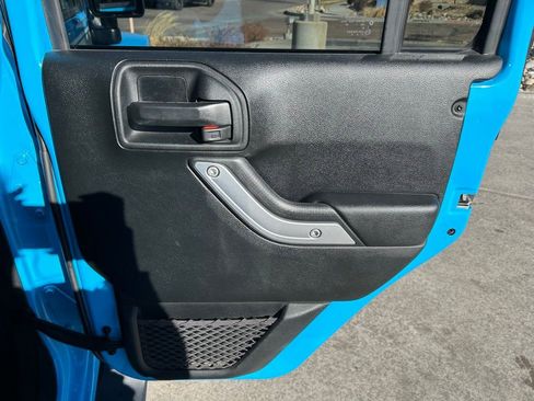 Used 2017 Jeep Wrangler Unlimited Sahara w/ Quick Order Package 24E Chief image 27