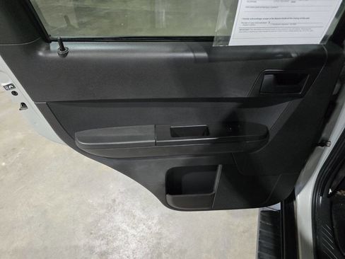 Used 2008 Ford Escape XLT image 28