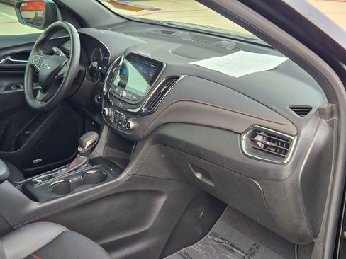 Used 2022 Chevrolet Equinox RS w/ RS Leather Package image 28