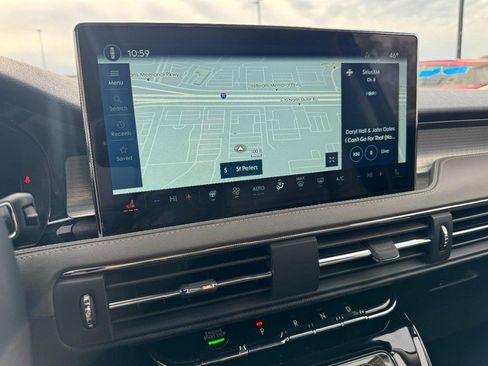 New 2026 Lincoln Corsair Premiere image 23