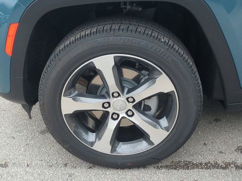 New 2026 Jeep Grand Cherokee Limited RWD image 11