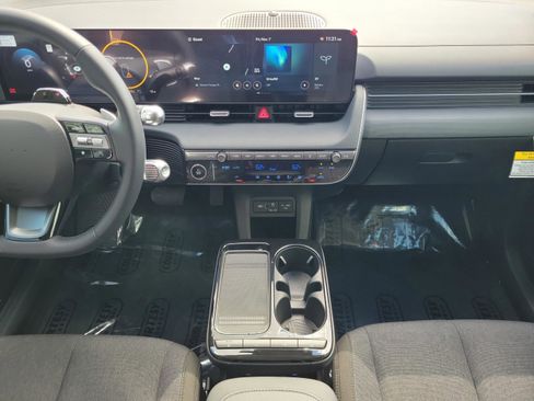 New 2026 Hyundai Ioniq 5 SE image 16