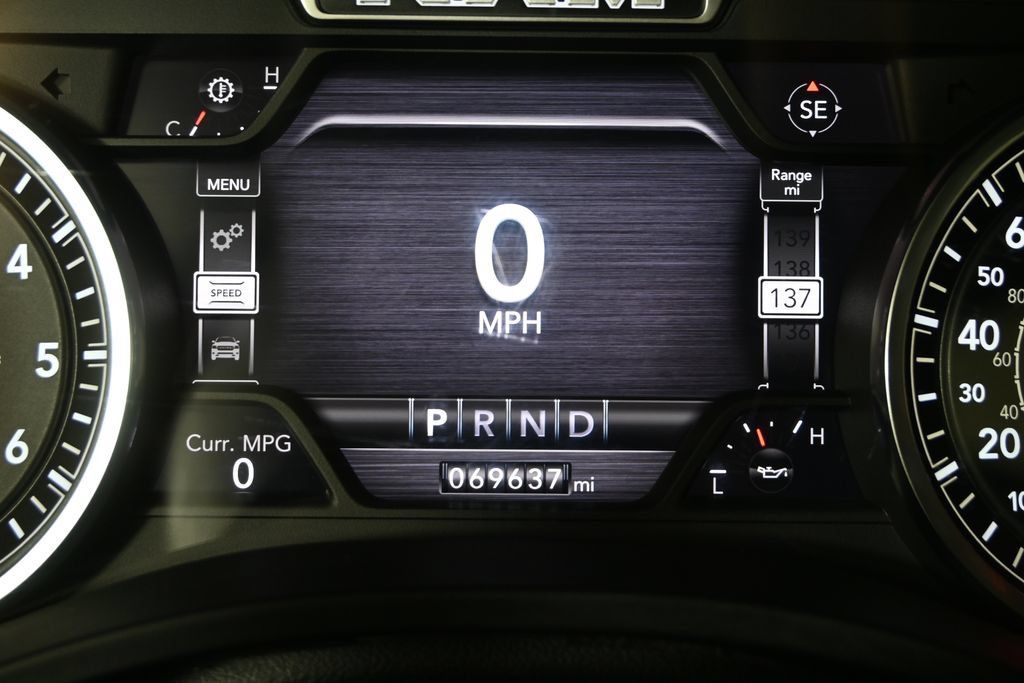 Used 2022 RAM 1500 Laramie AWD/4WD image 26