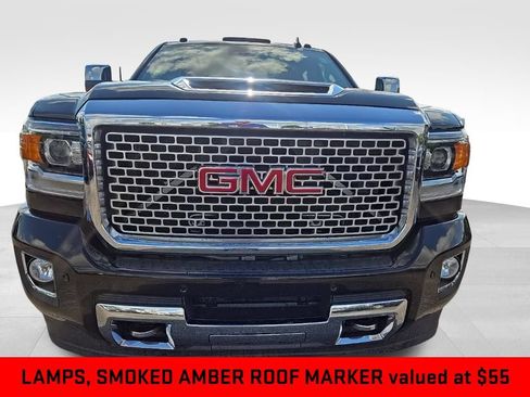 Certified 2017 GMC Sierra 2500 Denali w/ Duramax Plus Package AWD/4WD image 8