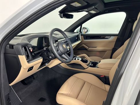 New 2026 Porsche Cayenne AWD/4WD image 4