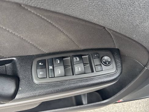 Used 2017 Dodge Charger SXT w/ Rallye Group RWD image 20