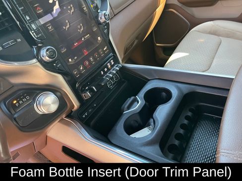 Used 2019 RAM 1500 Laramie image 17