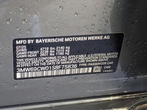 Used 2025 BMW 330i Sedan w/ Convenience Package image 19