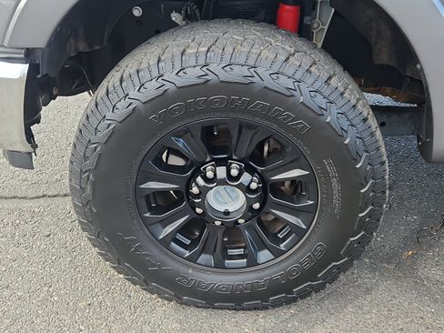 Used 2021 Ford F250 XLT w/ Tremor Off-Road Package AWD/4WD image 7