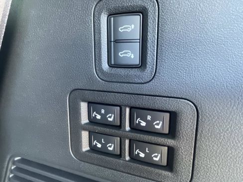 Certified 2025 INFINITI QX80 Autograph image 9