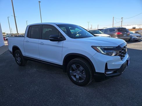 Used 2024 Honda Ridgeline TrailSport image 10